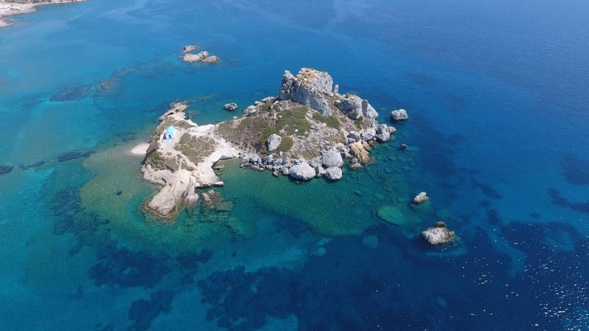 Island in Greece from where Oilladi thyme honey is produced